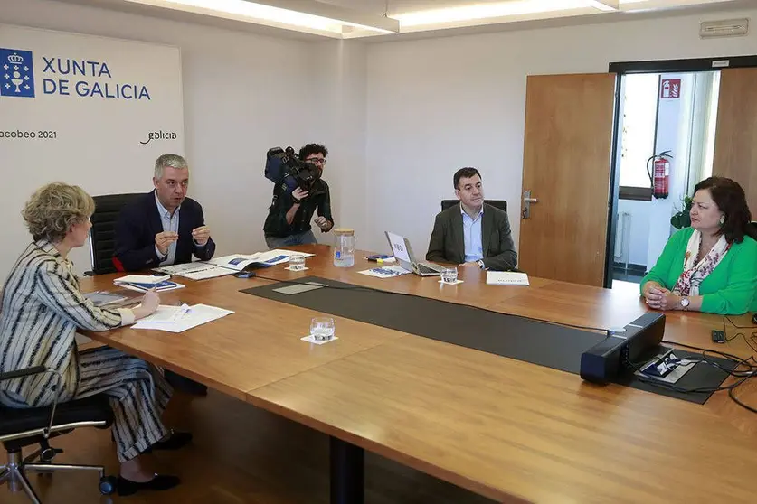 Se dirige a proyectos de empresas, cooperativas, entidades sin ánimo de lucro y autónomos financiados al 100% con aportaciones de hasta 10.000 y 4.000 euros-