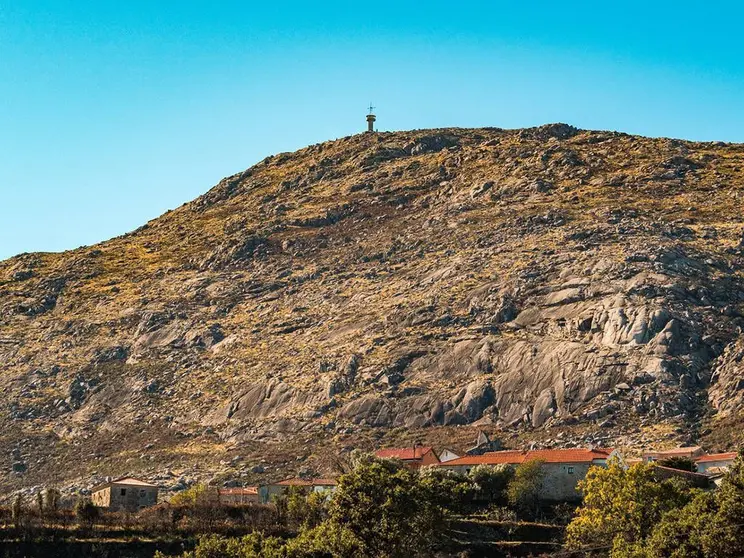 Serra D'Agra pertenece a los municipios de Ponte de Lima y Caminha. 