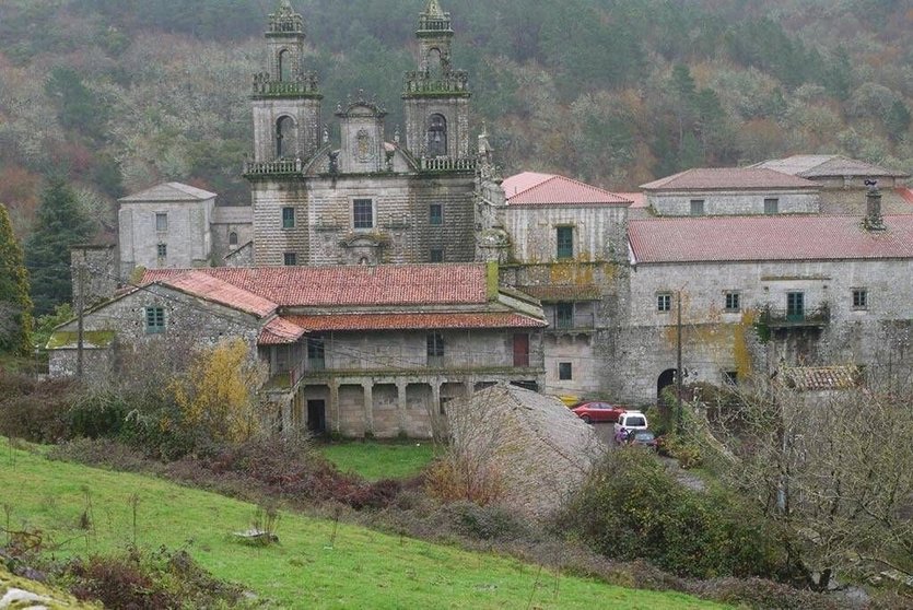 El Gobierno gallego licita por un millón de euros el proyecto para mejorar el espacio de acogida a grupos y construir nuevas dependencias para peregrinos.