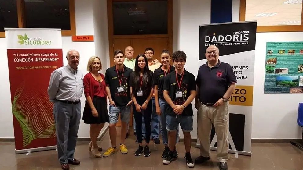 •	En las dos convocatorias anteriores se beneficiaron de los premios 21 jóvenes.