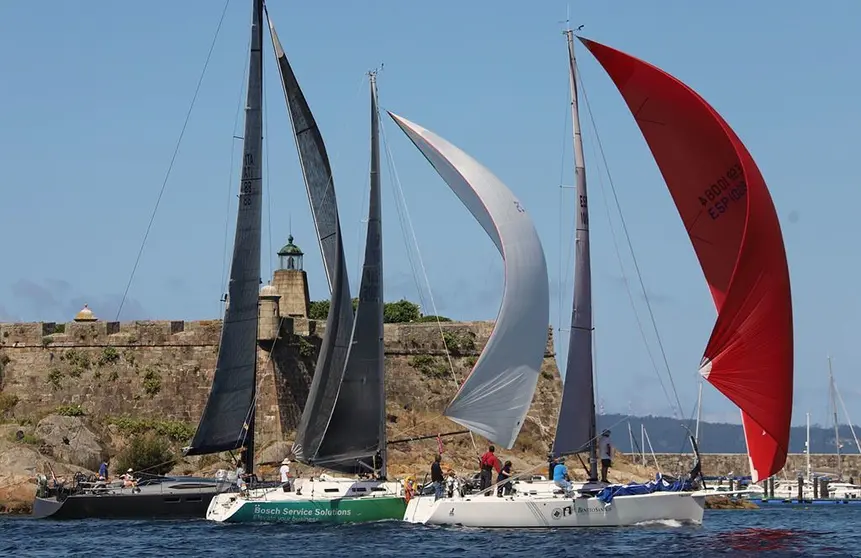 Bodegas BS, Bosch y Bionic Elk. PEDRO SEOANE. 