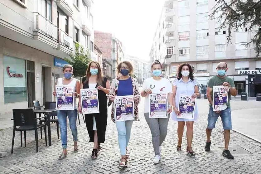 a clientela desfrutará de grandes descontos, agasallos e un horario ampliado ata as 00.30 horas.