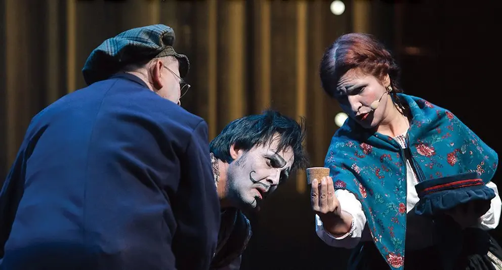 O espectáculo proposto para os mais novos e famílias tem por título A Rolha da Garrafa do Rei d'Aonde? e é da responsabilidade da companhia Ópera ISTO.