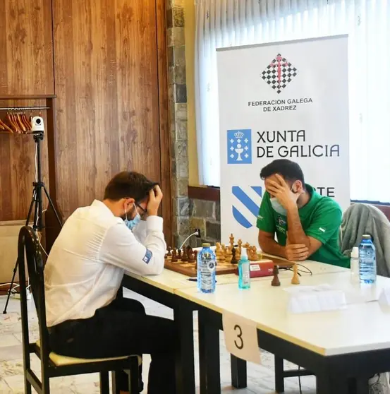 Ajedrez Ourense y Fontecarmoa de Vilagarcía disputaron siete jornadas contra otros seis equipos de Primera División de todo el país.