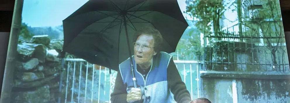 A produción forma parte do Fondo de Proxectos Culturais Xacobeo 2021 e está composta por 10 capítulos nos que os seus protagonistas percorren a Vía da Prata e destacan o valor da lingua e identidade galegas.