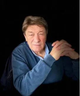  Luis Cepeda, periodista y escritor gastronómico.