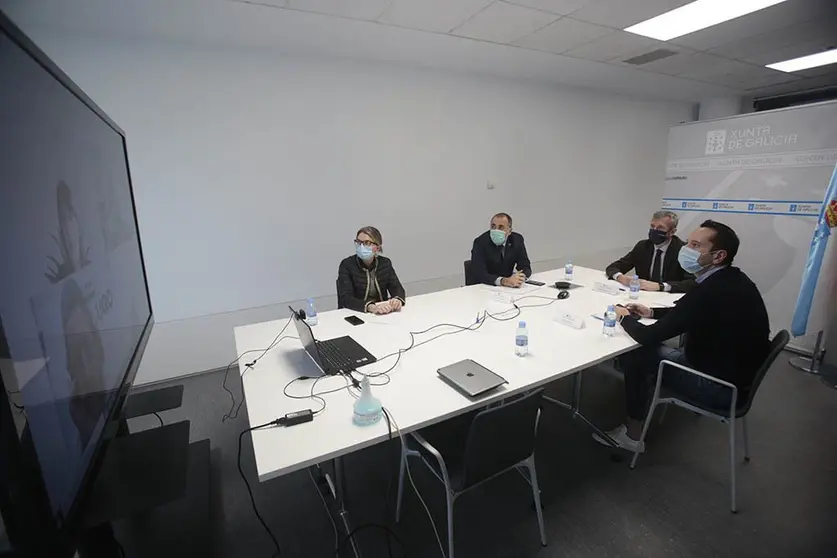 El vicepresidente primero, Alfonso Rueda; el conselleiro de Sanidade, Julio Garc&iacute;a Comesa&ntilde;a; y la conselleira de Empleo e Igualdad, Mar&iacute;a Jes&uacute;s Lorenzana, mantuvieron hoy una nueva reuni&oacute;n con representantes del sector.