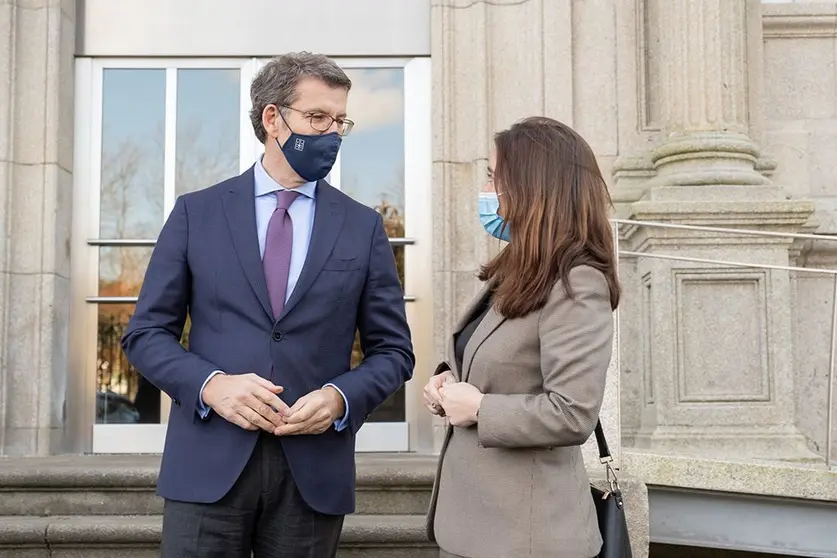 El presidente de la Xunta se reunió esta mañana con la alcaldesa de A Coruña, Inés Rey.