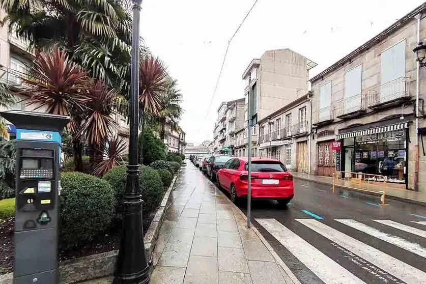 Entre as medidas que a concellaría de Mobilidade e Tráfico contempla se atopan a de ampliar o funcionamento da zona azul ao horario de tarde.