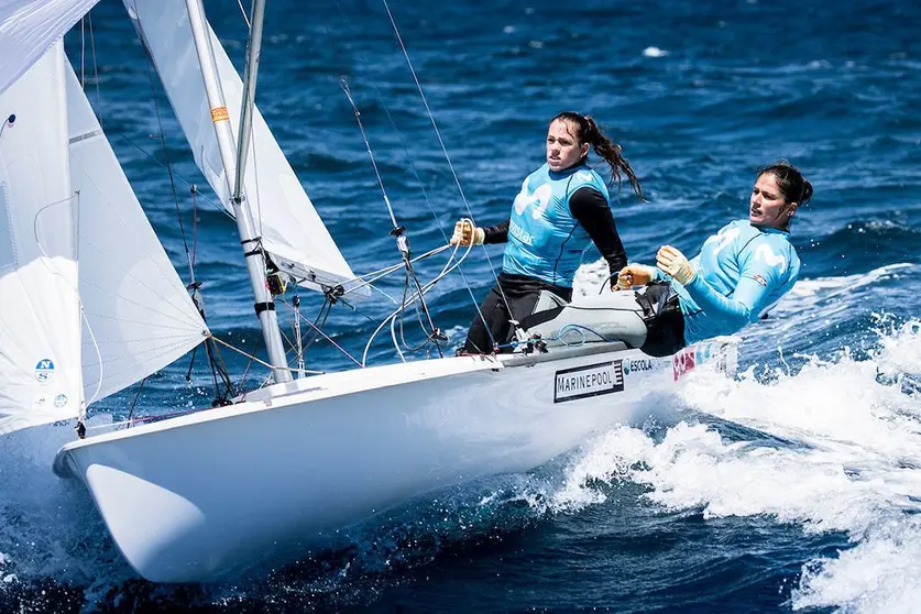 La tripulación formada por Silvia Mas y Patricia Cantero. MARÍA MUIÑA PHOTOGRAPHY.  Photography