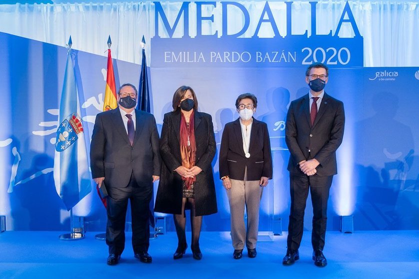 Galardoadas coas medallas Emilia Pardo Bazán 2020. ARQUIVO.