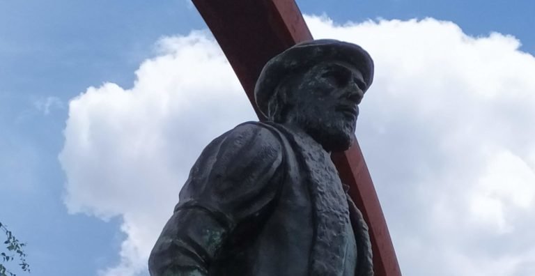 Estatua de Magallanes, en el municipio luso de Ponte da Barca. 