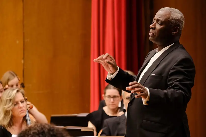 El director, organista y pianista británico Wayne Marshall es internacionalmente conocido por su musicalidad y versatilidad, tanto en la dirección como al teclado. 