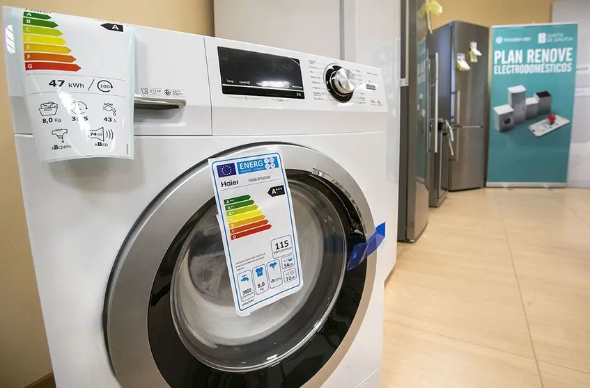 Los apoyos favorecerán la movilización directa de 10,5 millones de euros, así como una reducción de emisiones de CO2 equivalente a la acción de 60.000 árboles, ahorros de 560.000 euros anuales en la factura energética y la creación o mantenimiento de alrededor de 150 empleos.