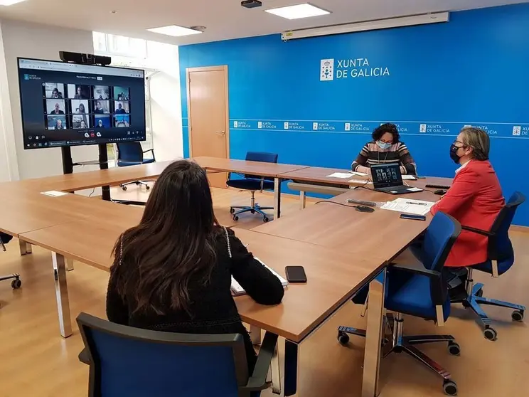 l dictamen encargado por el Ejecutivo gallego a la Universidad de Santiago de Compostela sostiene que la prohibición de su venta es contraria al ordenamiento jurídico por lo que los afectados podrían recurrir esa decisión y reclamar posibles daños y perjuicios.