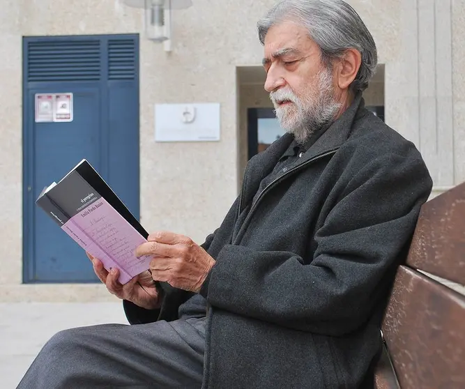 A edición está preparada polo profesor José Manuel González Herrán e inclúe manuscritos e ilustracións orixinais moi pouco coñecidas.