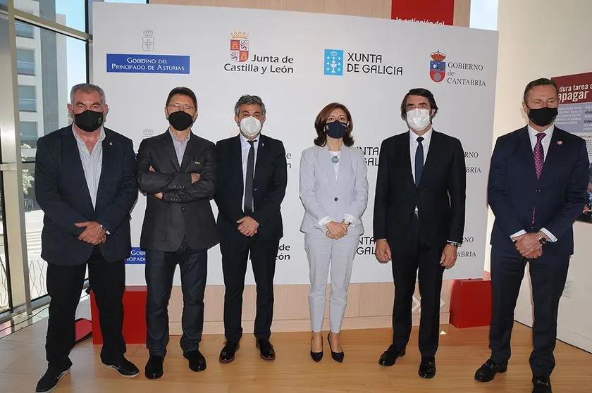 Os conselleiros apuntan ao “desprezo” do Goberno central “fronte ás numerosas chamadas ao consenso” durante todos estes meses, nos que non obtiveron resposta con argumentos científicos e técnicos aos reiterados informes remitidos.