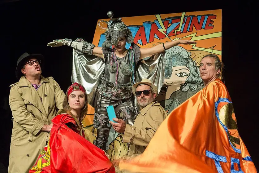 O Teatro do Montemuro iniciou a sua atividade em 1990. Hoje, a pequena aldeia de Campo Benfeito, encravada entre os montes da Serra do Montemuro, tornou-se um local de referência na criação, difusão e programação artística.