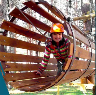 Parque multiaventura de Manzaneda. 