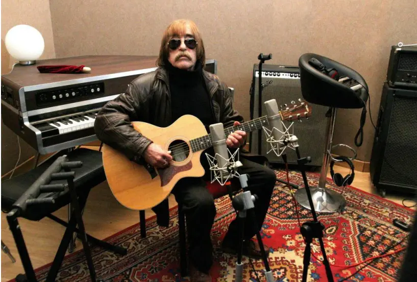 Andrex Montenegro mostró desde temprana edad fuertes inclinaciones musicales.