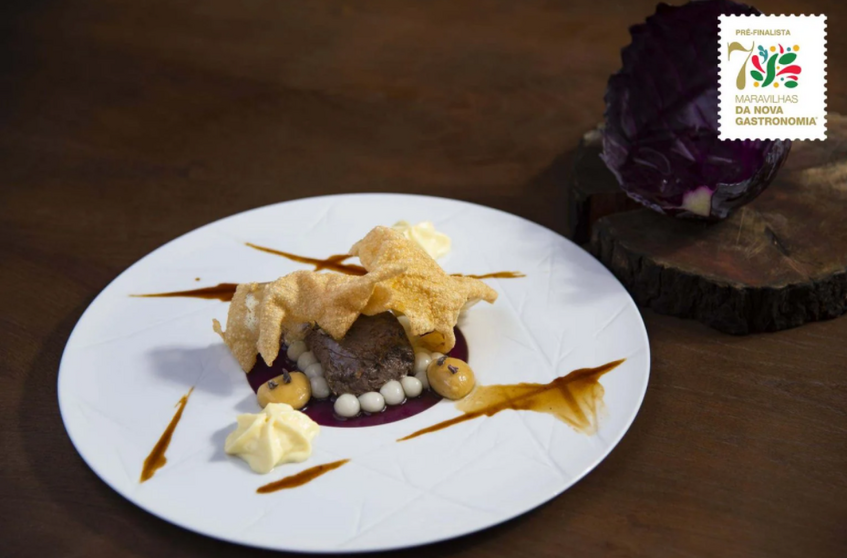 Vila Nova de Cerveira arrecadou o prémio na categoria de Cozinha Molecular, com o ‘Veado do Bosque’ do Restaurante Dom Júlio, por Gonçalo Araújo. 
