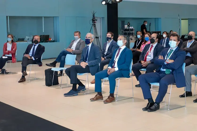 Conde explicó el lanzamiento de la convocatoria para seleccionar nuevas empresas tractoras que acompañen a la Xunta en este proyecto pionero es una de las 30 actuaciones contempladas en la nueva Estrategia 2021-2025 del Polo Aeroespacial de Galicia. ARCHIVO.