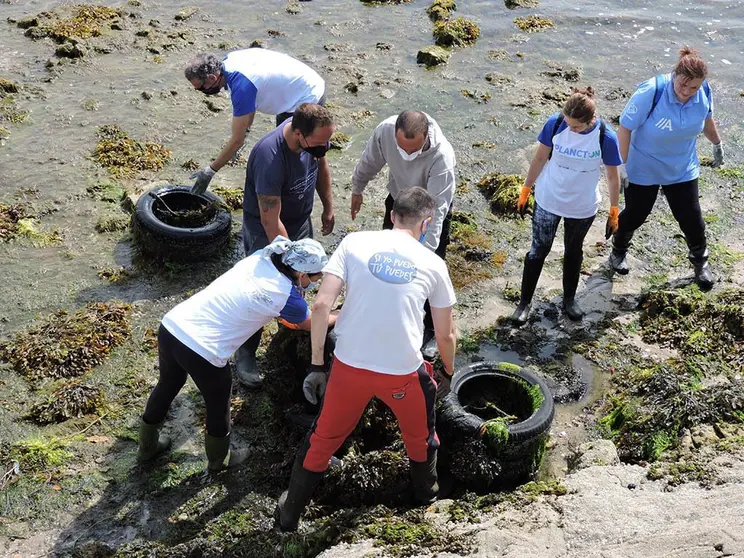 Ata a data, grazas a Plancton retiráronse máis de 6 toneladas de residuos tanto en areais como en fondos mariños.