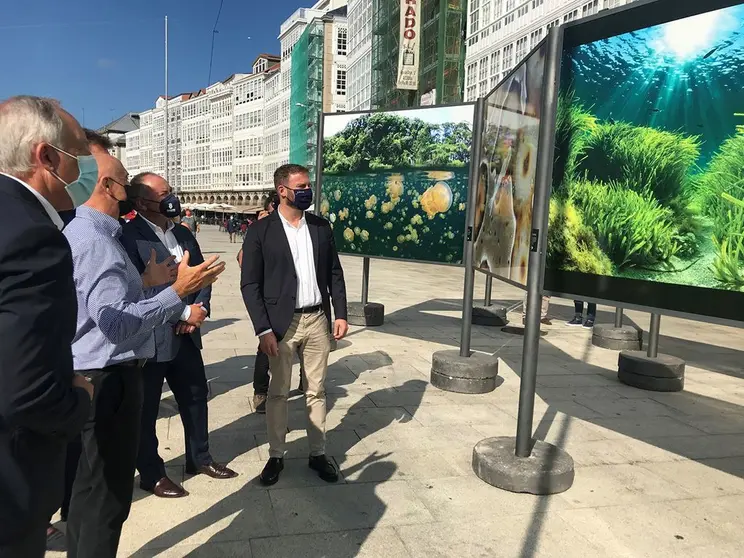 Mar de Mares difundirá los productos de la artesanía y de la industria alimentaria ligada al mar a través del Mercado del Mar que tendrá lugar el sábado en el marco de este evento.