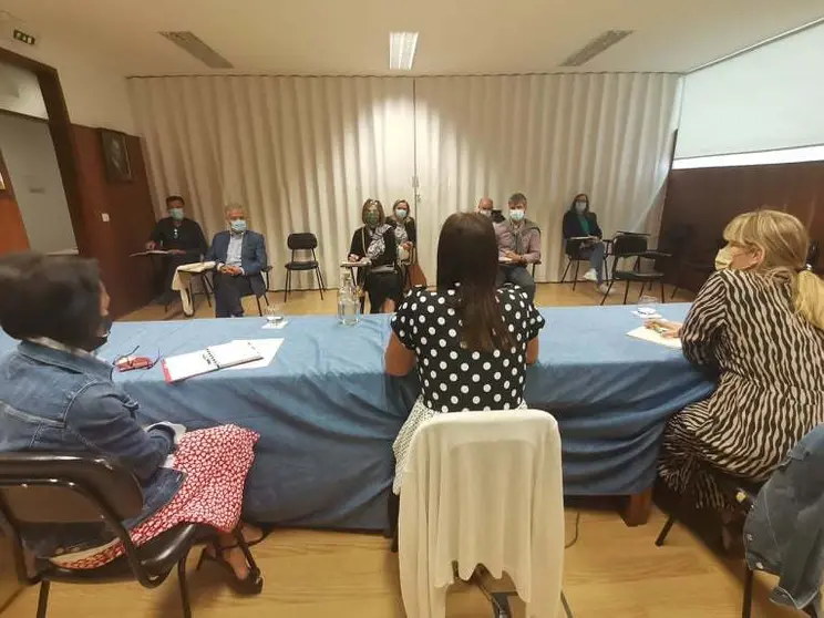 Mesmo estando em visita não oficial a cônsul disponibilizou-se para receber empresários e instituições, para partilhar informação e ajudar o território a entrar no mercado americano.