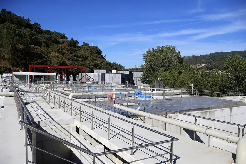 Na EDAR (crtra. OU-402 Ourense – Cortegada, km. 3
foto xon crespo
26/07/17