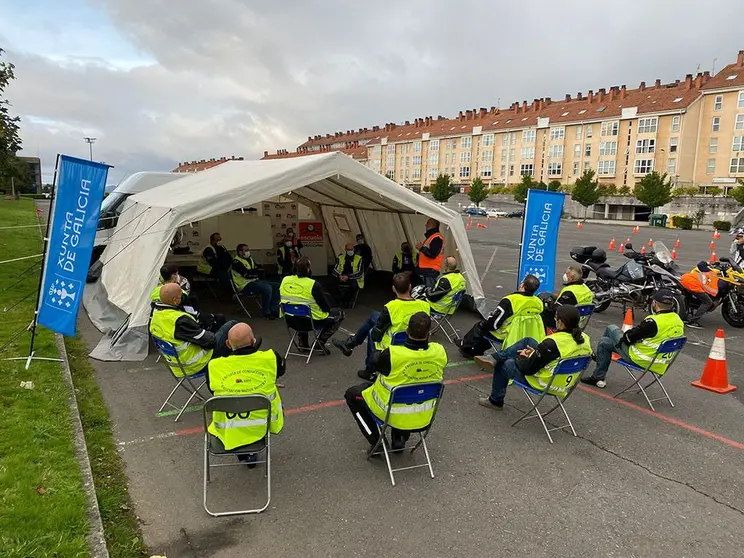 As xornadas están dirixidas a todos os motociclistas, incluídos os usuarios con permiso de conducir B+3, A1, A2 e A que desexen mellorar o control da motocicleta.
