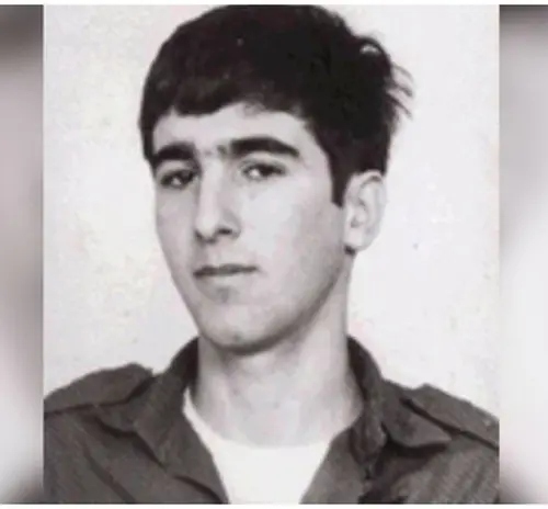 El ayudante de navegación Ron Arad.