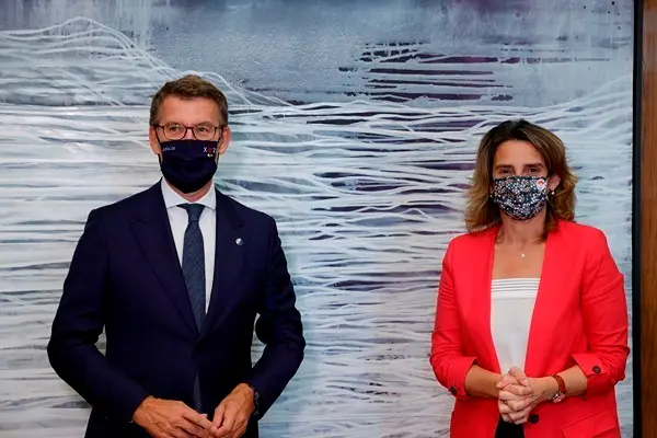 La ministra Teresa Ribera se reúne con el presidente de la Xunta de Galicia, Alberto Núñez Feijoo.