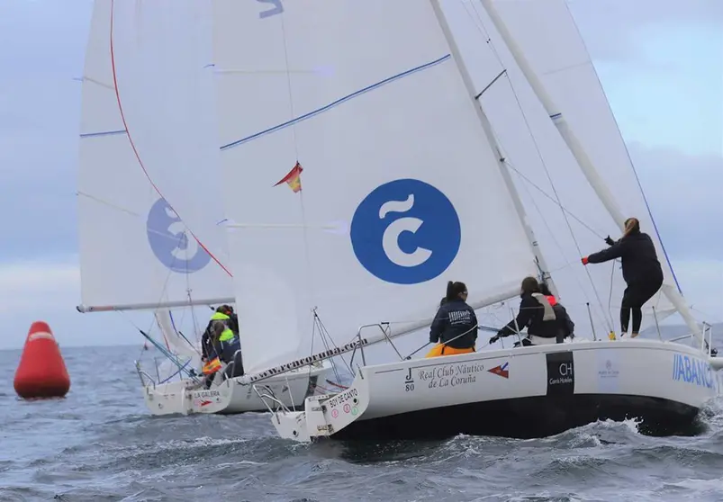  Las tripulaciones de Gijón y de La Coruña. MANUEL PEDRO. 