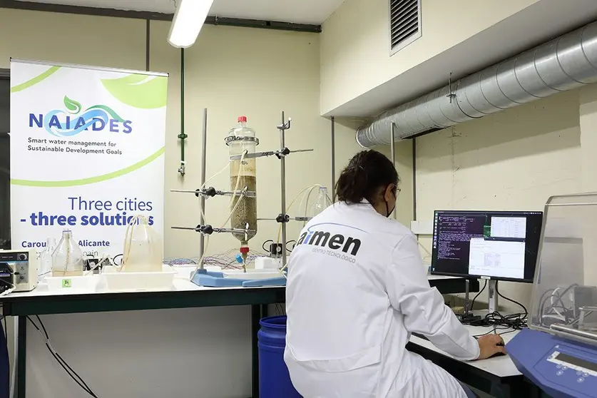 ▪	El proyecto NAIADES contempla la transformación del sector a través de una gestión automatizada y más inteligente de los recursos hídricos y la implementación de sistemas de monitorización ambiental que facilitarán un alto nivel de servicios tanto en los consumidores residenciales como comerciales.