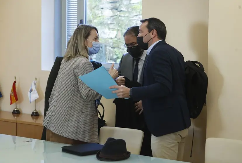 A directora xeral de Planificación Enerxética e Recursos Naturais, Paula Uría, participou hoxe en Santiago de Compostela na presentación do informe sobre materias críticas en Galicia, realizado polo Colegio Oficial de Geólogos.