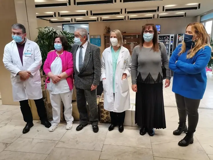 A Associação Comercial decidiu apoiar os Serviços de Pediatria do Hospital, por considerar que levar alegria a uma criança doente é a maior das bênçãos e depois de contactar algumas instituições de solidariedade social.