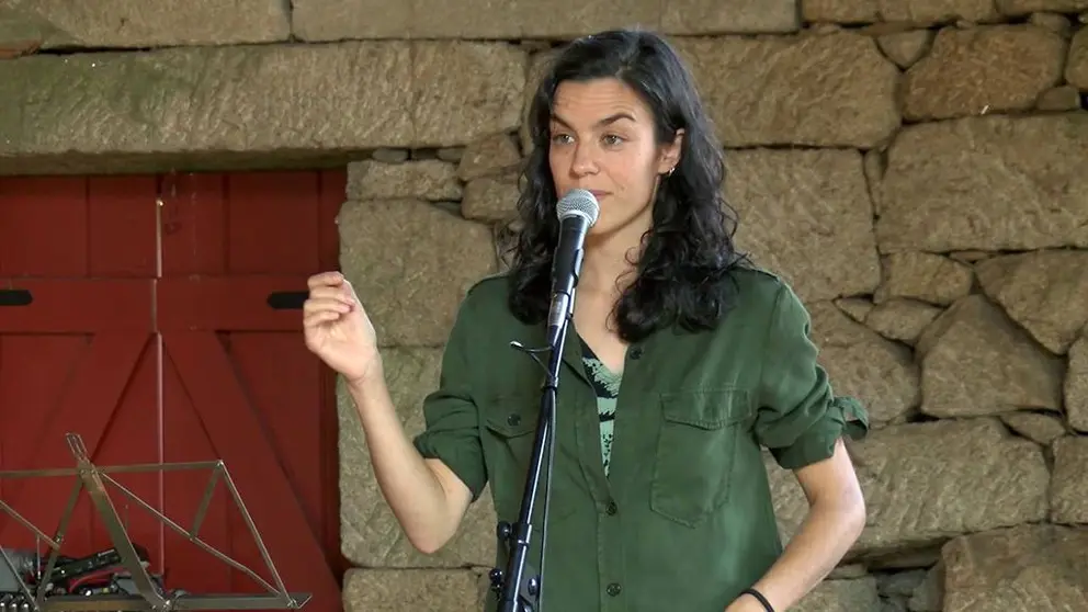 A poeta Rosalía Fernández Rial.