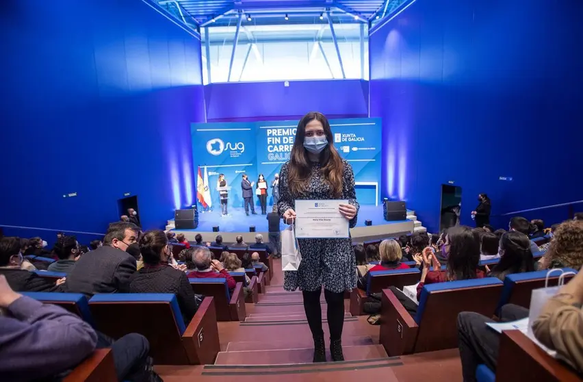 El 60% de los premiados son mujeres y, por universidades, la de Santiago de Compostela cuenta con 31 galardonados, la de Vigo con 39 y la de A Coruña con 15.