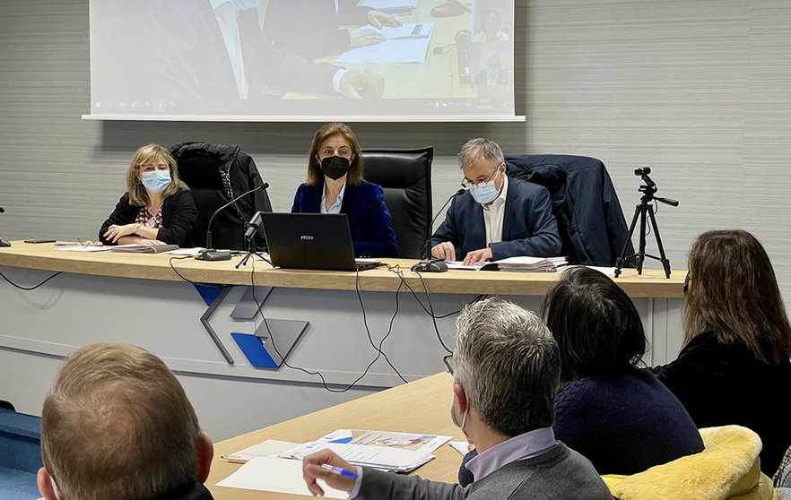 La conselleira de Medio Ambiente, Territorio y Vivienda presidió la reunión del Observatorio de la Vivienda de Galicia.
