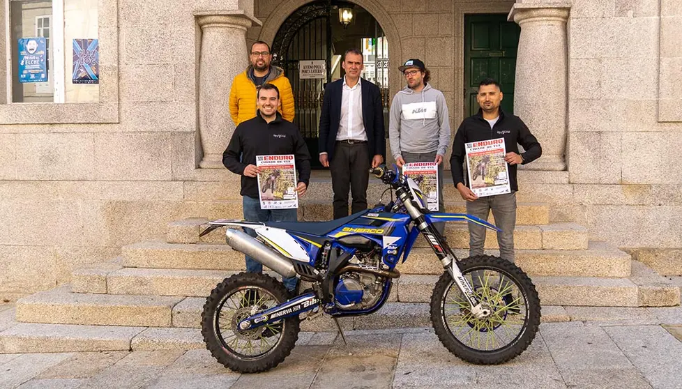 160 participantes do máis alto nivel, destacando a presenza de Steve Holcombe sete veces campión do Mundo.