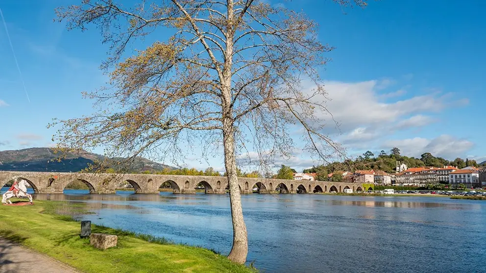 Permite o funcionamento em rede do conjunto de ecovias ribeirinhas criadas.