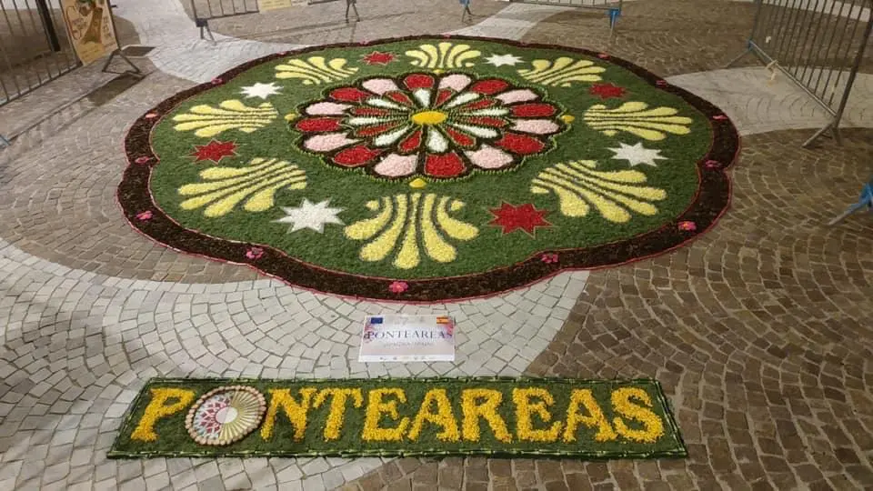 Una alfombra de otra edición. ARCHIVO.