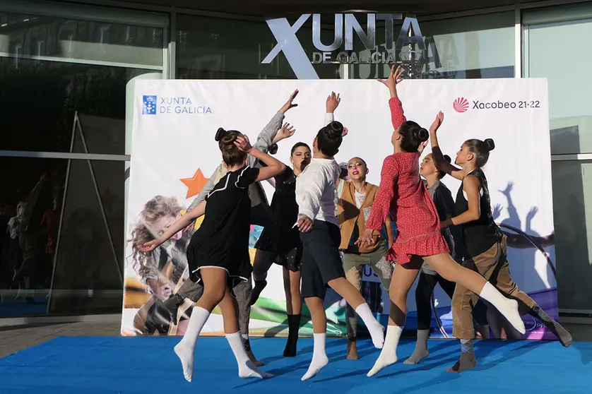 Los 28 seleccionados en las audiciones previas tendrán que afanarse al máximo para convencer al jurado con sus propuestas, en las categorías pareja, individual y grupal.