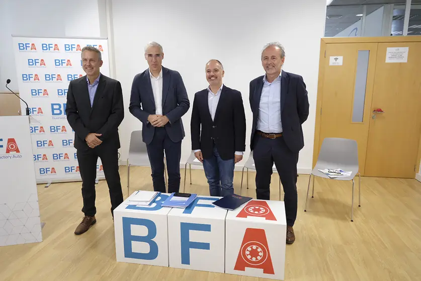 El vicepresidente primero y conselleiro de Economía, Industria e Innovación, Francisco Conde, asistió esta mañana en Vigo a la presentación de resultados de la Business Factory Auto.