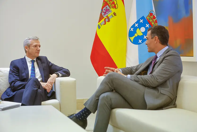 El presidente de la Xunta, Alfonso Rueda, se reunió en el Palacio de la Moncloa con el presidente del Gobierno de España, Pedro Sánchez.