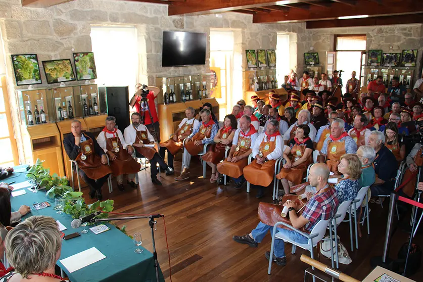 Reunión de la Confraria do Viño do Condado do Tea, 2019. ARCHIVO.