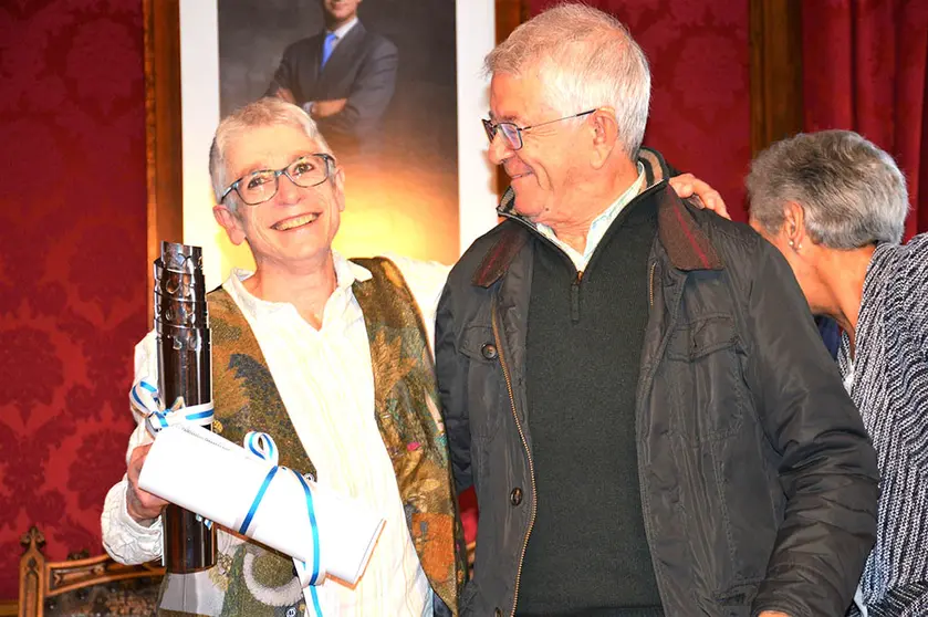 No Día Internacional da Tradución, a Fundación Plácido Castro vén de celebrar no Concello de Vilagarcía o acto de entrega do XX Premio Plácido Castro de Tradución a María Alonso Seisdedos polo seu traballo na novela de Irene Solà CANTO EU E A MONTAÑA BAILA (Canto jo i la muntanya balla).