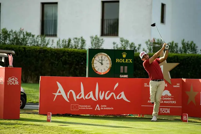 Juan Postigo, en el tee del 1 del Real Club Valderrama. © REAL CLUB VALDERRAMA.