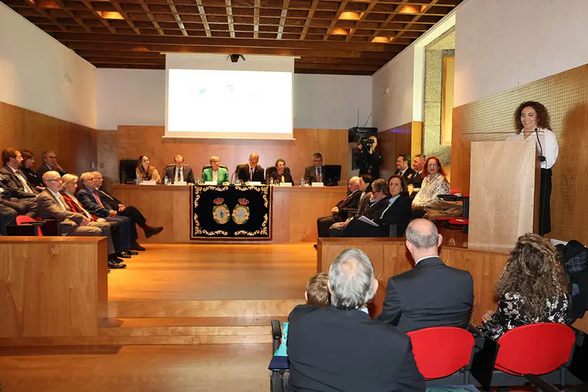 No seu discurso resaltou a importancia de considerar o medio ambiente na toma de decisións económicas, cuxo obxectivo debe ser “o benestar da cidadanía”.